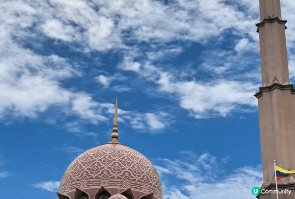 粉紅清真寺和壁畫街都是十分有特色的建築和文化，都好值得去參觀...