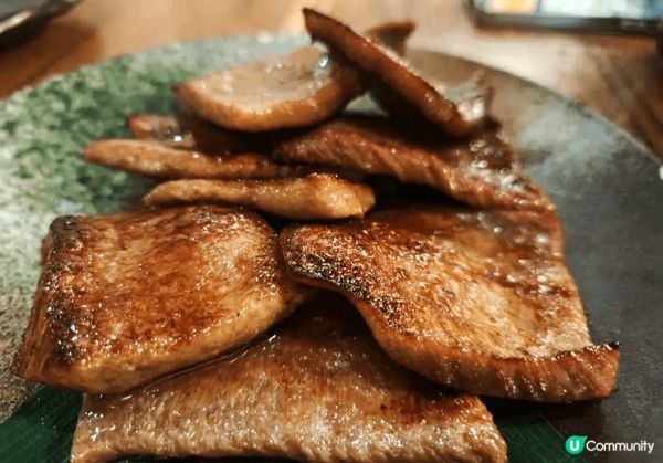 古今二(觀塘) ，主打創意日式料理，將傳統壽司與現代口味融合...