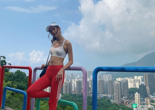 屯門徑——彩虹欄杆,港鐵屯門站沿杯渡路往山方向行，穿過天橋去...