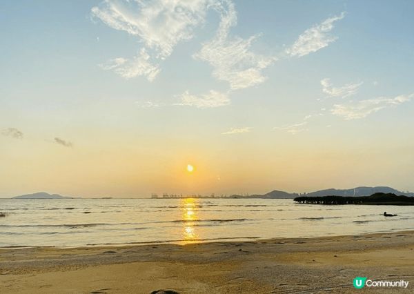 山頂可以睇到東方之珠最美的一個位置, 下白泥在繁榮的地方都會...