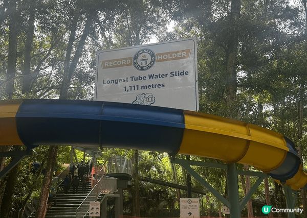 去馬來西亞檳城嘅榴槤園同escape penang主題公園，...