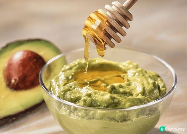 用椰子油、牛油果、香蕉在家中DIY簡易轉季護髪膜