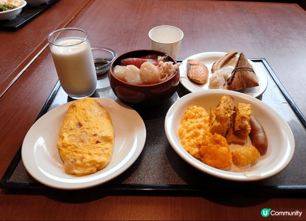 日本洞爺湖的温泉酒店絕對係世一，日間望住湖景浸温泉，晚上在露...