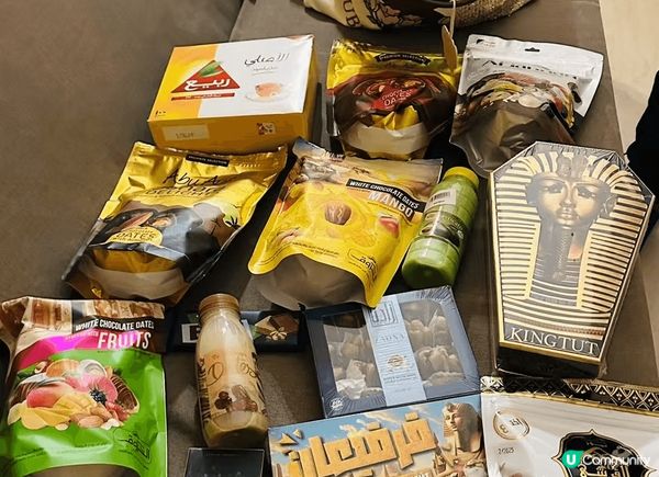 我推介購買紙莎草書籤和夜光畫像作為伴手禮，紙莎草是尼羅河的水...