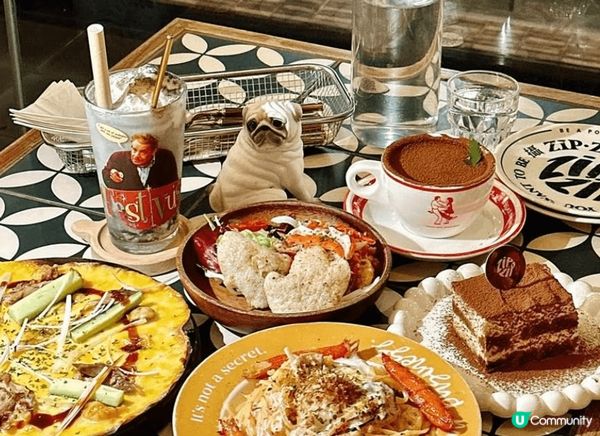 香港銅鑼灣嗰間 ZipZip 樓上cafe真係唔錯，主打多國...