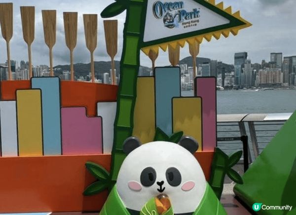 熊貓，熊貓，全部都係熊貓。 趁住天氣好拿拿林去星光大道影熊貓...