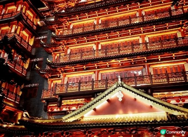 廣州一日遊，早上逛聖心大教堂，然後去正佳極地海洋世界，晚上參...