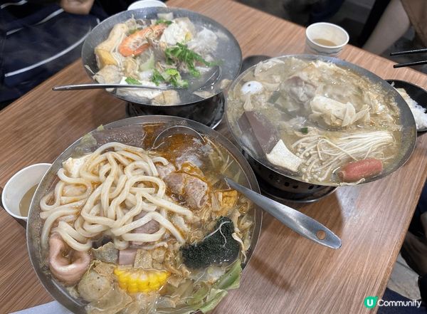 台北臭臭鍋：用料豐富，味道一流，性價比高。