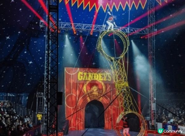 AIA嘉年華係每年香港人必到既地方。又可以睇馬戲團，又可以玩...