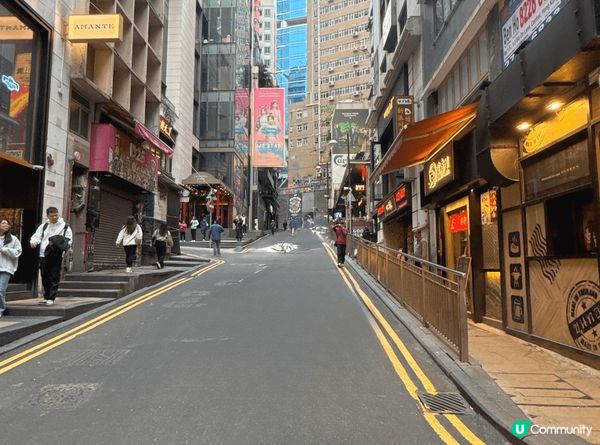 #GoodHairDay新識朋友第一次來香港讀書，因快考試趁...