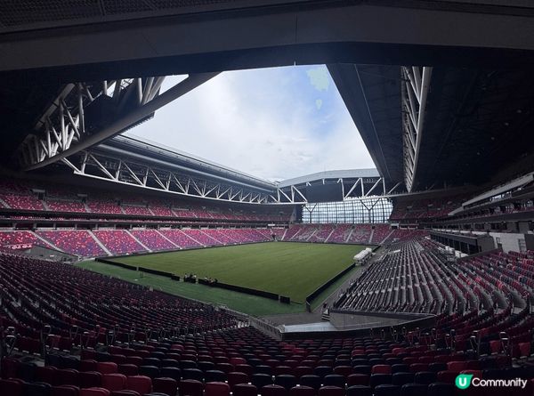 有幸參觀了看台以及包廂的位置🤭