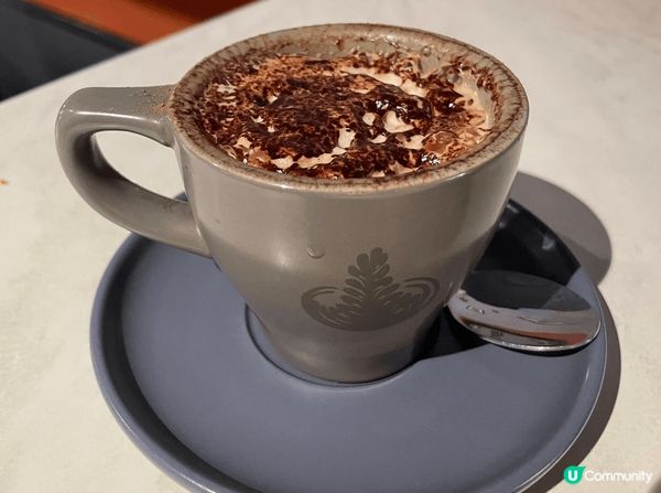 在異地享受豐富早餐，加上一杯美味咖啡👍不過咖啡都是Melbo...