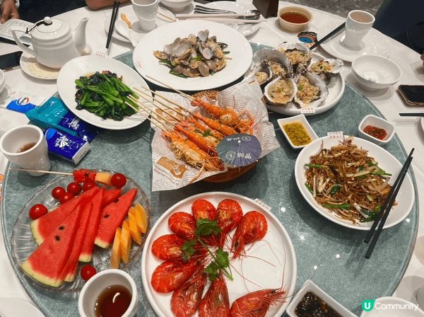 趁?暑假，帶小朋友北上來個小旅行，順道慶祝生日。一家人都鍾意...