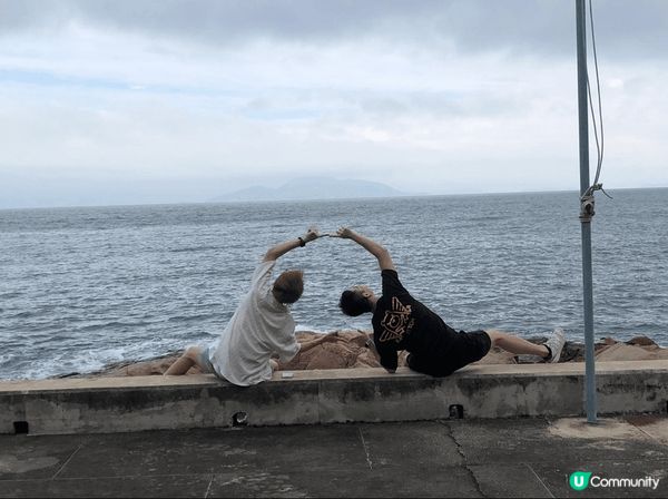 我推介嘅地點就係南丫島，因為係南丫島天后廟出面嘅空地有個好靚...