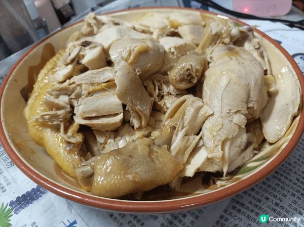 油麻地街市鋪頭，有港式食品，多項食品，任君選擇。