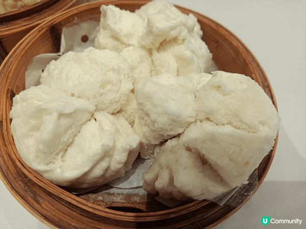 紅米脆蝦腸、鵪鶉蛋燒賣、小籠包、羅漢齋腸、叉燒包、鯪魚球、福...