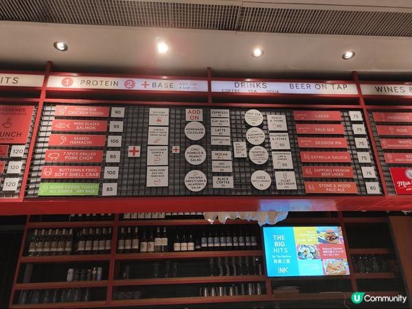 香港尖沙咀，有不少旅遊景區，柏麗大道有著70-80年代的漫畫...