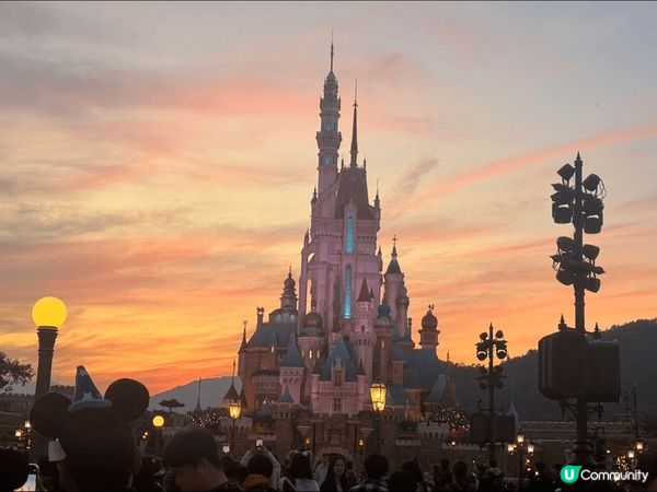 香港迪士尼一直都係去慶祝聖誕節嘅好地方