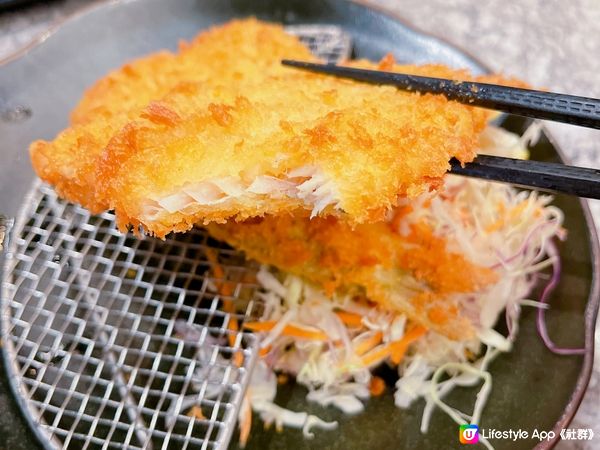 今晚就試咗間岩鹽日本料理，估唔到都幾有水準，食材夠新鮮