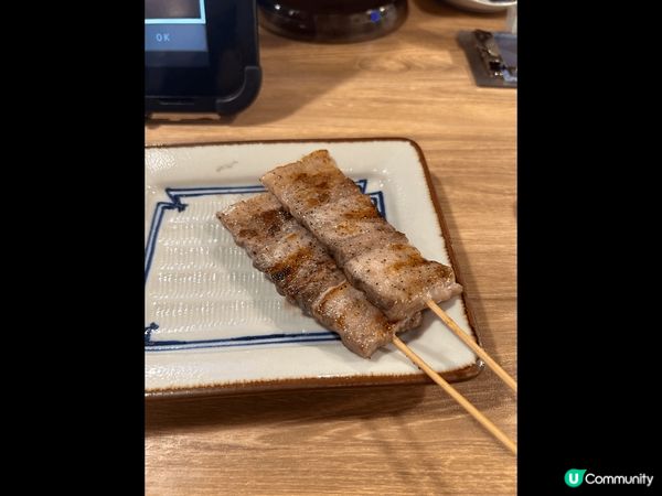 在九州博多JR車站，地下街有很多美食，其中?一閒食燒肉丼的，...