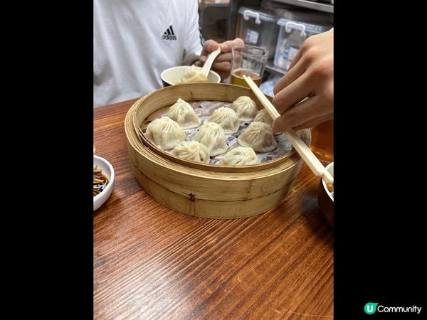 餐廳推介：荃灣的一品香是一間歷史悠久的上海小菜店，每每晚飯時...