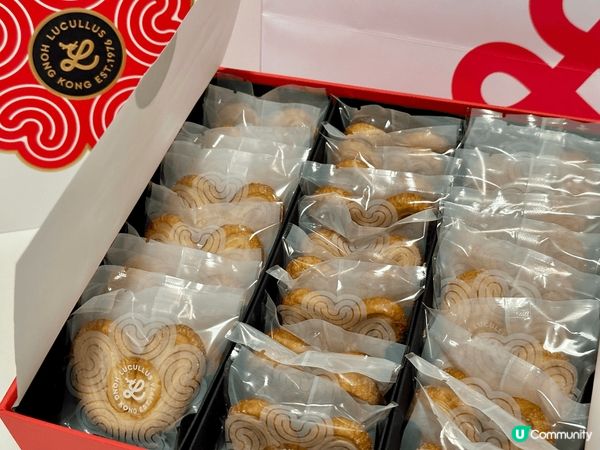 雖然龍島蝴蝶酥賣相精緻，而且獨立包裝，但口感並不香脆可口，奶...