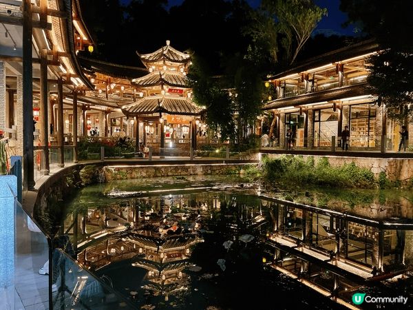 二十四史書院：中式建築，長廊燈籠，亭台樓閣，彷彿穿越到唐宋朝...