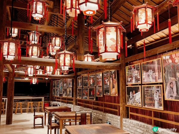 二十四史書院：中式建築，長廊燈籠，亭台樓閣，彷彿穿越到唐宋朝...