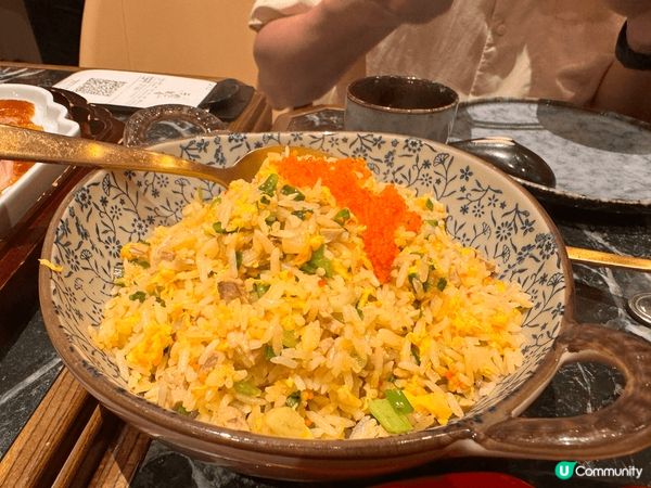 位於荃灣荃新天地一期地下的子鴨留香是一間京菜館。