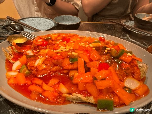 位於荃灣荃新天地一期地下的子鴨留香是一間京菜館。