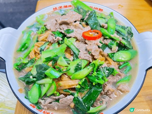 喜記潮牛庄是深圳的老牌新鮮牛肉火鍋店，這裡用新鮮的黃牛，肉質...