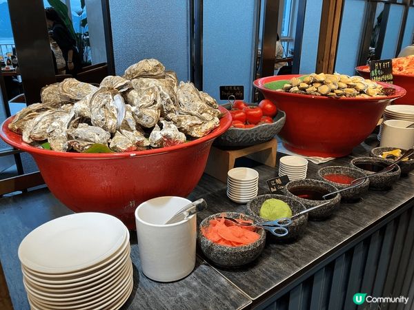 到深圳鹽田Hyatt staycation, 自助晚餐非常豐...