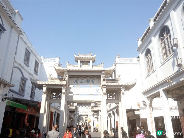 潮汕之旅, 特別值得懷念的是潮州古城內的開元寺，建於唐玄宗開...