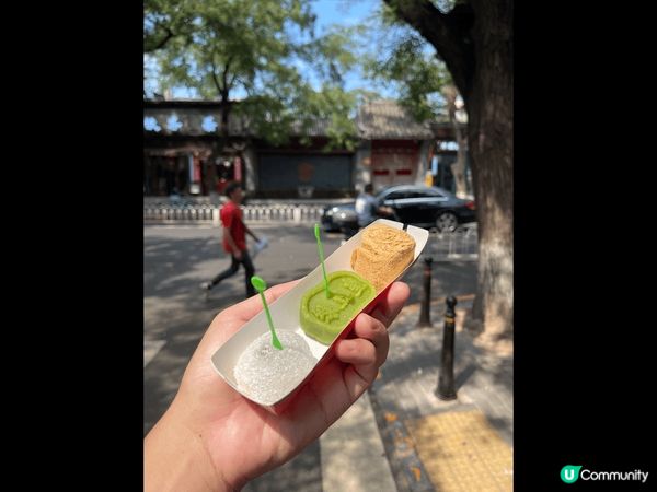 這是七月在北京旅行時候拍照的，那裏的人很多，風景很優美，值得...