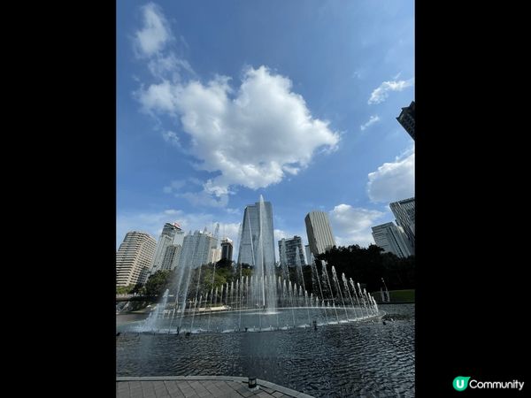 快閃Malaysia。食海底撈，都係要排好耐隊，但平過香港。...