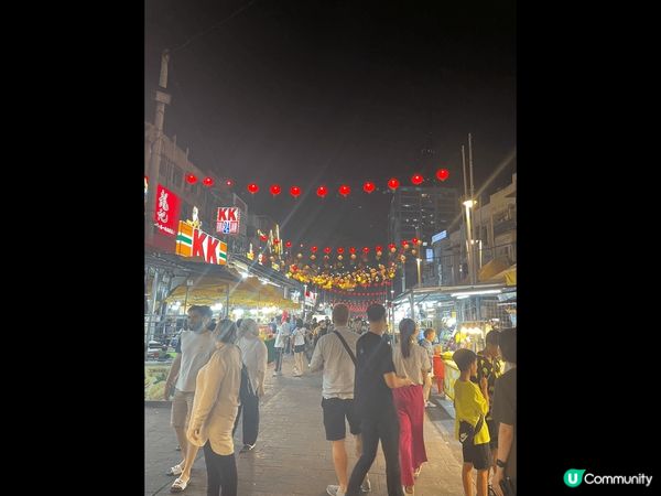 快閃Malaysia。食海底撈，都係要排好耐隊，但平過香港。...