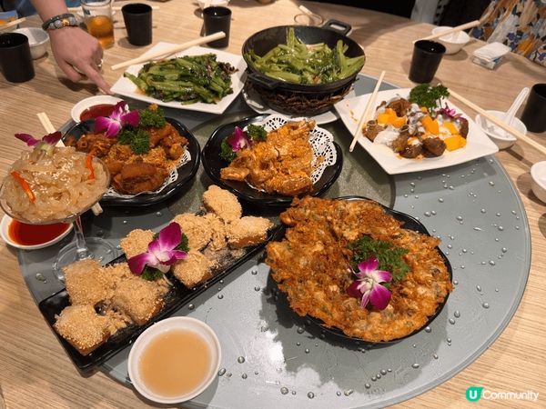 品香樓係南山樓20多年的老店，開業多年仍然人氣不減，港式小炒...