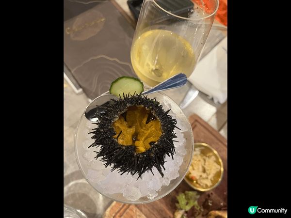 香港蠔站！生蠔只是$10.1隻 海膽也是$58新鮮即開！好抵...