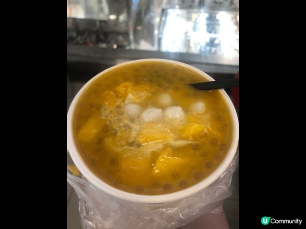 第一張是近期熱潮的電影Inside out 2,在銅鑼灣時代...