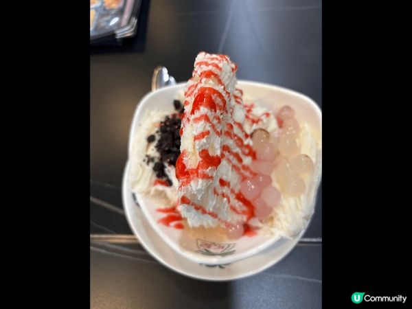 第一張係新蒲崗嘅紫菜肉鬆雞蛋仔，係獨一無二嘅香港特色，第二幅...