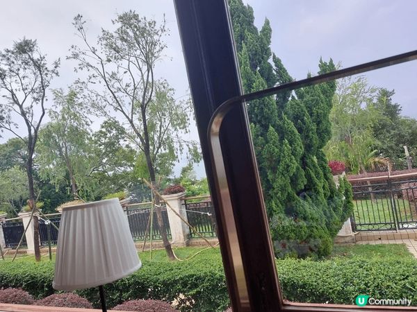 7號咖啡閣位於鯉魚門公園渡假村內，是一座仿二十世紀初歐洲式建...