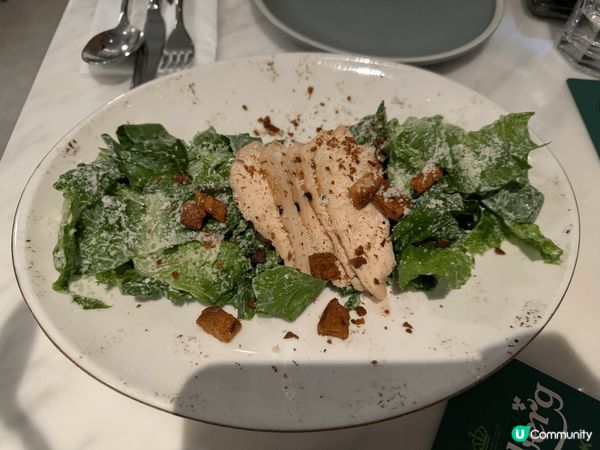 黃埔美食，牛扒配薯條，薯條多到食唔晒，非常好食，生蠔好新鮮?...