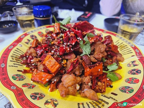 新蒲崗衍慶街30號 川味居火鍋小菜 特色 花膠雞火鍋 特色小...