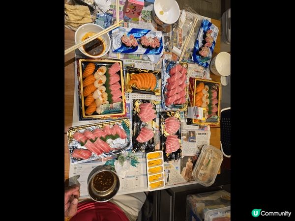 黑毛和牛入口即溶又滑，拖羅壽司肥美又美味，鹽酥排骨惹味香口