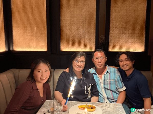 我鐘意運動又鐘意食 同屋企人食大餐 再去打波 再同囡囡係ca...