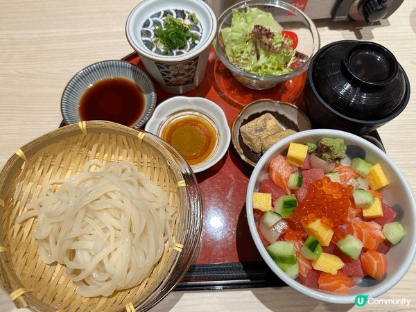 香港好多國家的美食，中西日泰韓，任均選擇，百吃不厭！！