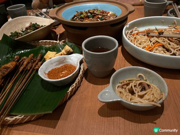 係香港有好多美食，又可以玩貼紙相，又玩得又食得