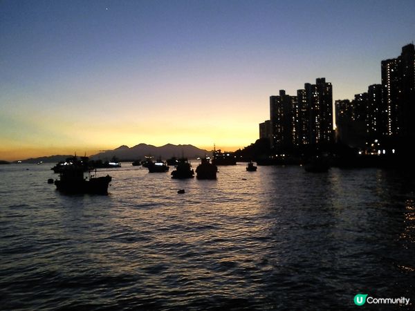 田灣山位於港島區西南面，屬於香港仔郊野公園範圍內的山峰之一。...