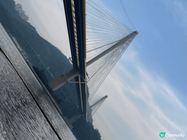 上面分別上載了麗都沙灘，屯門龍鼓灘日落，和元朗香蕉煎餅的照片...