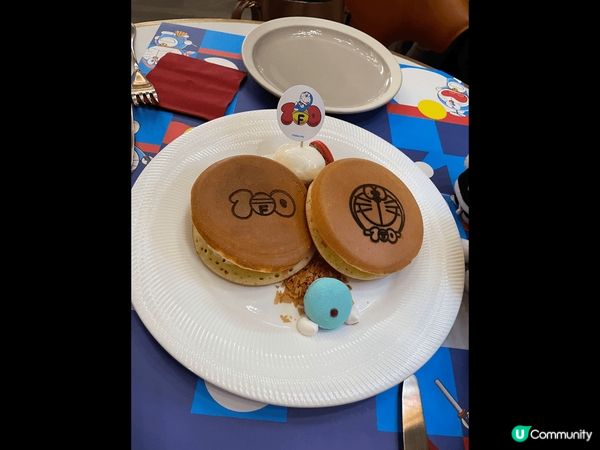 食物賣相吸引 味道也不錯很有特式 最適合港女打卡